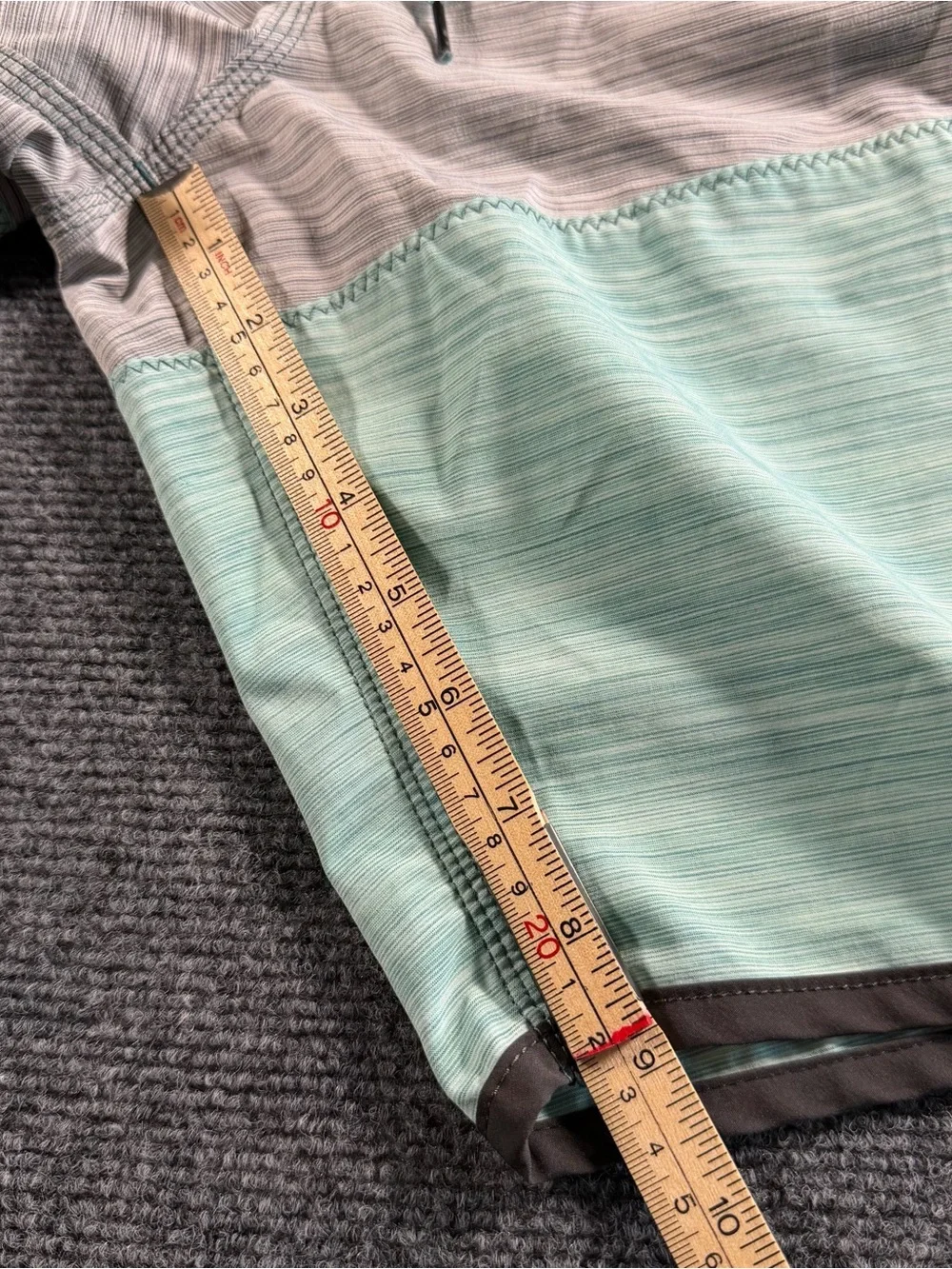 Vissla Men's Board Shorts Teal/ Gray Size 36 Beach Swimsuit Cruise Coastal Surf